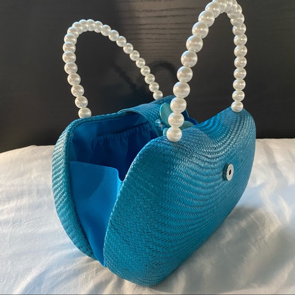 Beautiful woven handcrafted purse! 💙 - Picture 7 of 7